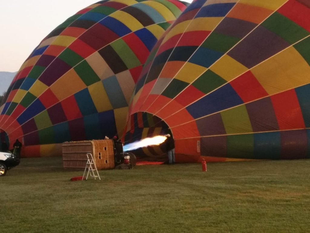 Hot air balloon team building